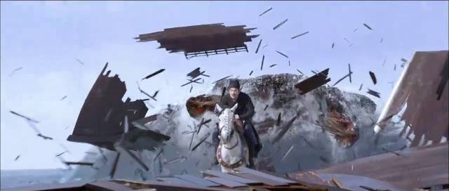 《狄仁杰之神都龙王》海中驾马巨口逃生 冯绍峰飞空砍怪