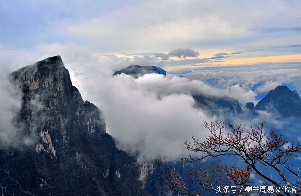 易经入门知识：从占筮到哲学，揭示企业发展阶段及应用