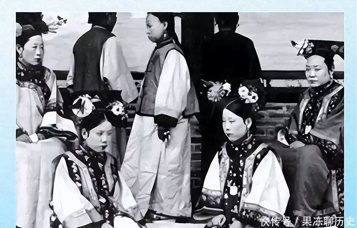 后宫好乱txt下载_后宫温水煮青蛙式规训_肉够吃自由没份