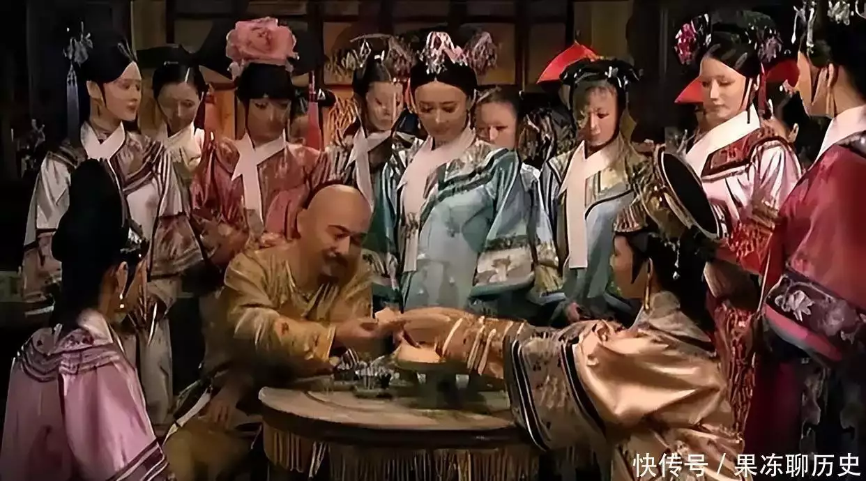 后宫温水煮青蛙式规训_肉够吃自由没份_后宫好乱txt下载