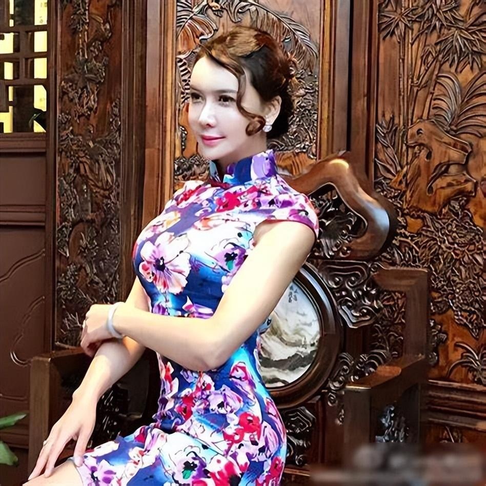 龚玥菲直播平台争议_龚玥菲性感舞蹈培训班_新金瓶梅龚玥菲版下载